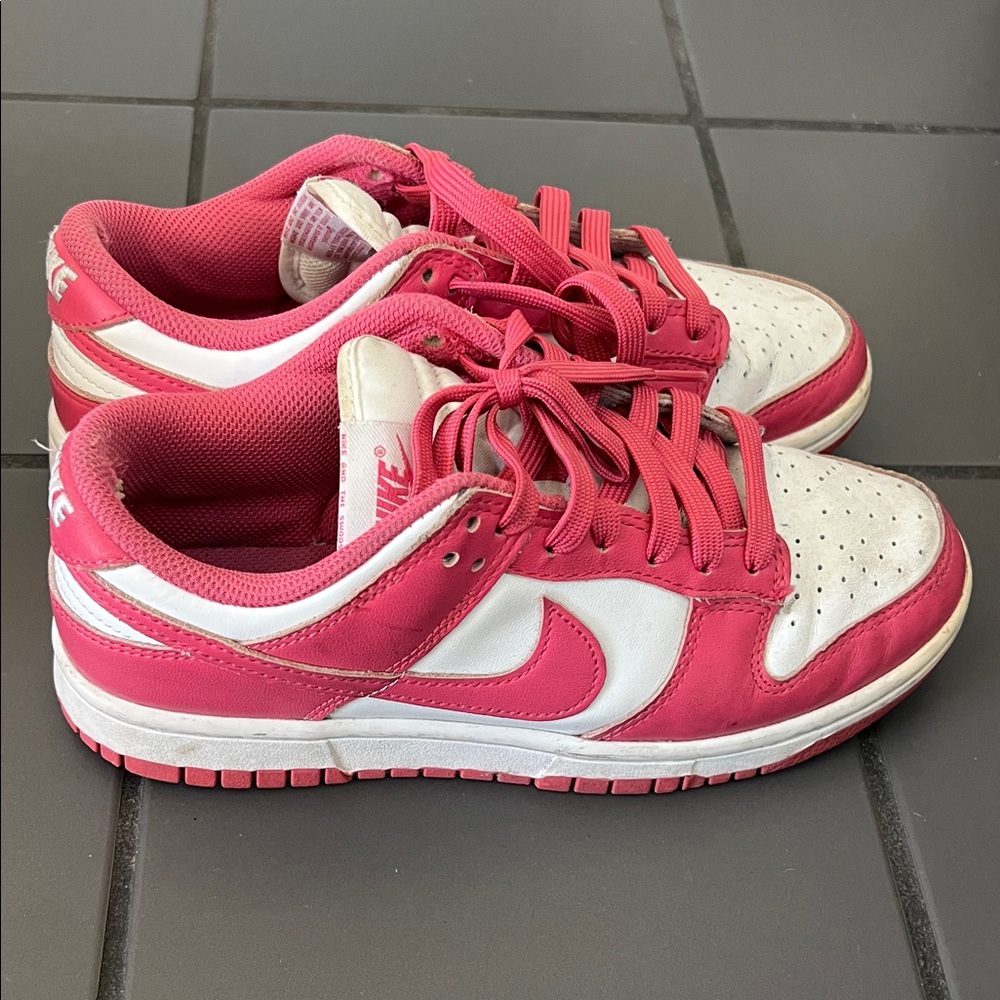 Nike Women's  Pink and White Sneakers